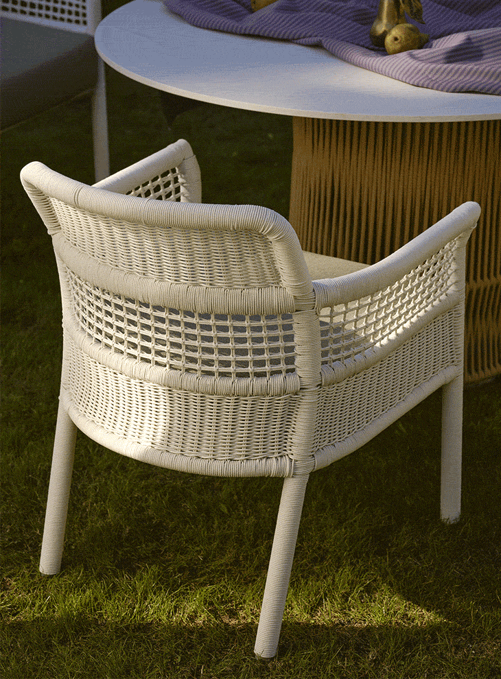 ESCALA DINING ARMCHAIR | POINT, SL